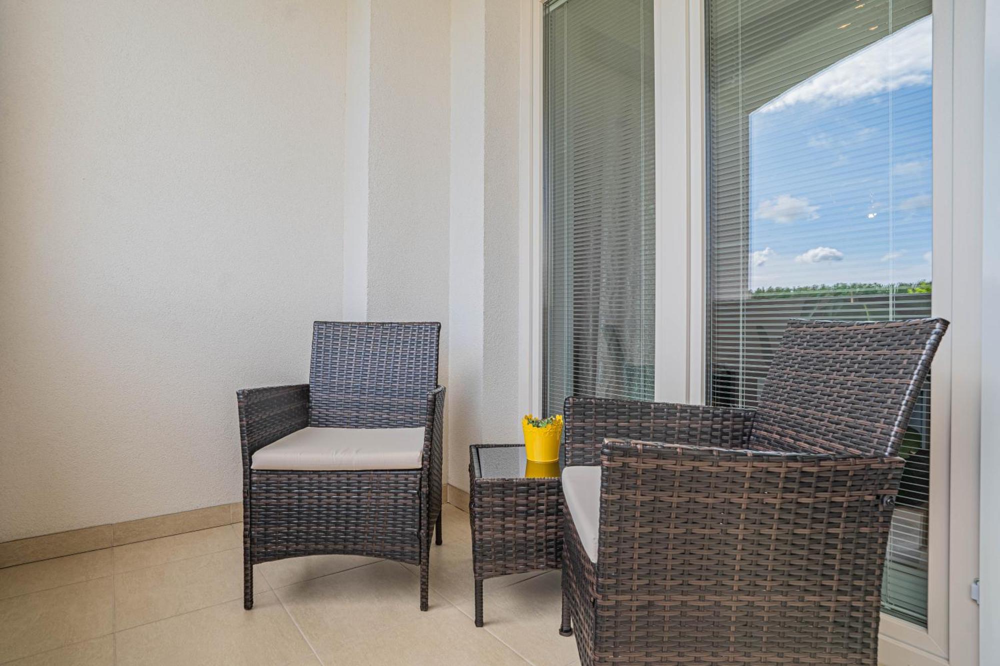 Karina Apartman Apartamento Dunajská Streda Exterior foto